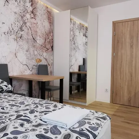 Flou Przystan Letnica 79, Parking & 700m Plaza *