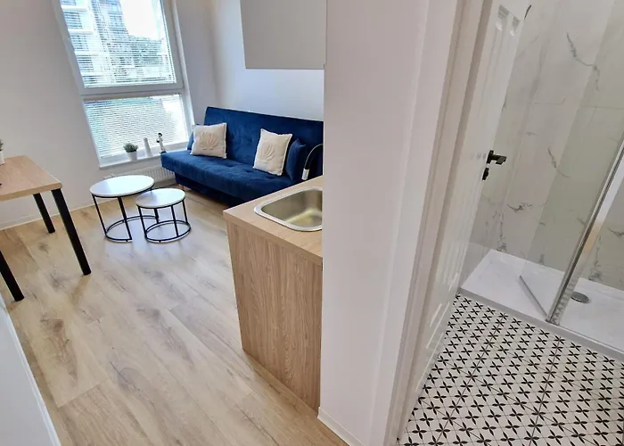 Flou Przystan Letnica 79, Parking & 700m Plaza